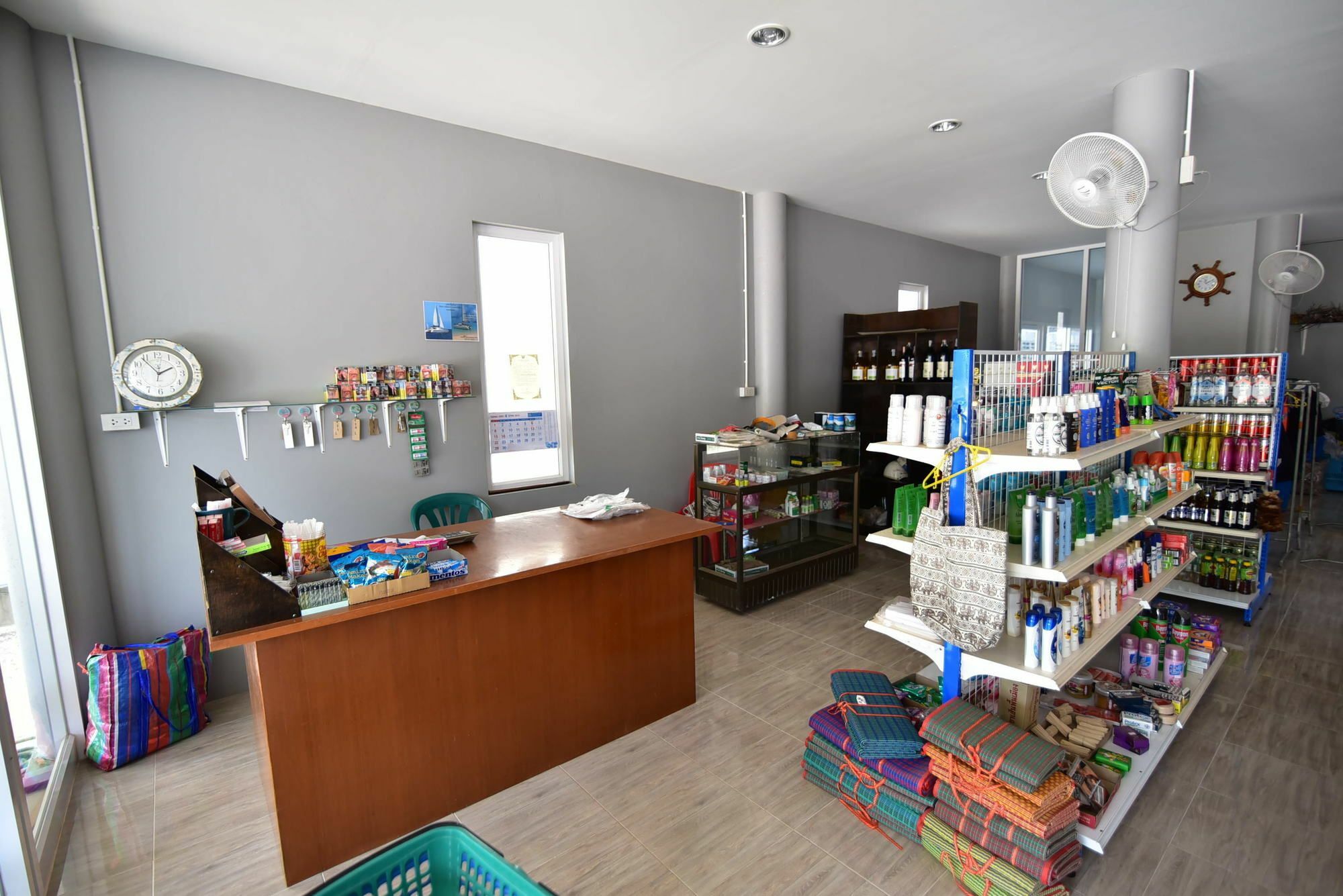 Easy Rooms And Minimart Ko Lanta Dış mekan fotoğraf